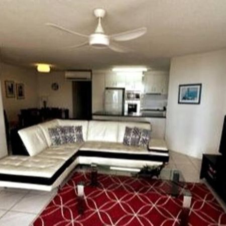 2 Bedroom Ocean View - Alexandria Apartments -Alexandra Headland Maroochydore Extérieur photo