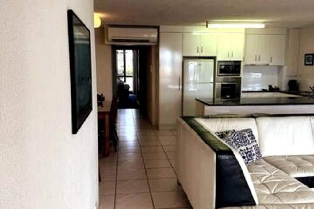 2 Bedroom Ocean View - Alexandria Apartments -Alexandra Headland Maroochydore Extérieur photo